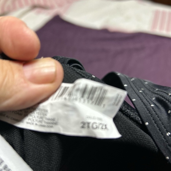 Black Krista Polka Dot swimsuit top- 2X-perfect to wear with shorts - Picture 3 of 6